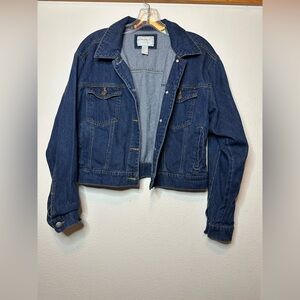 Forever 21, US size small, dark wash denim jacket.